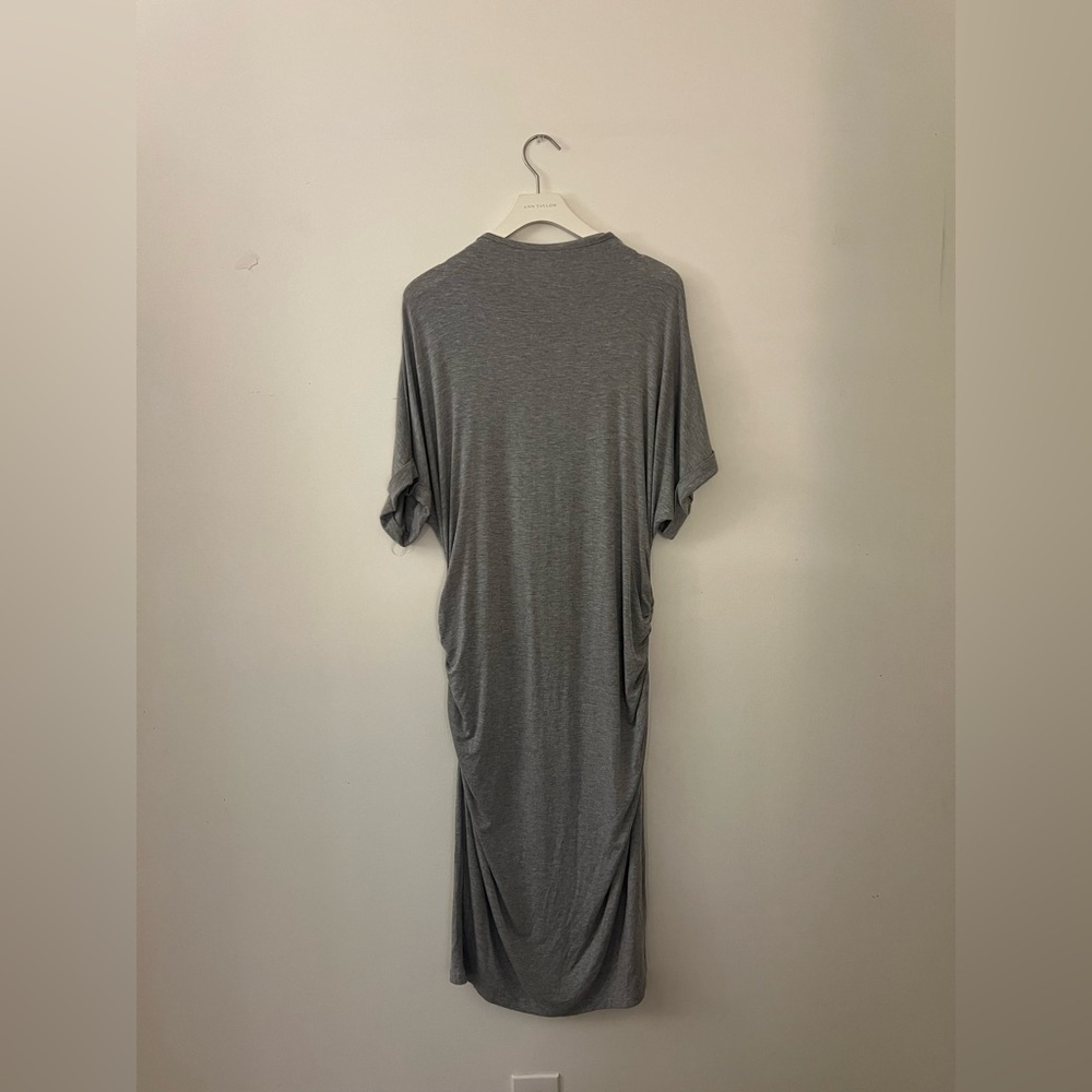 NWT Lane Bryant Midi Gray Dress with Short Sleeves and Ruching on Side US 14/16